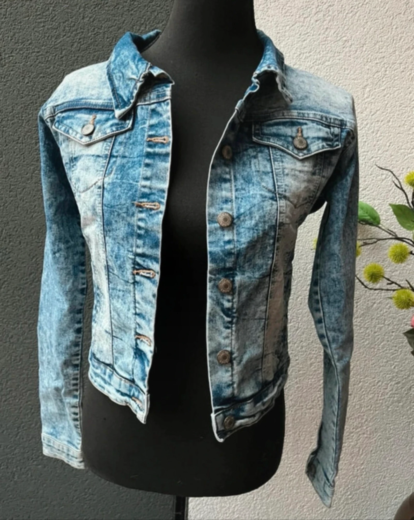 🌺  𝒎𝒛 | Denim spijkerjasje |lichtblauw XS/S – fitted model 